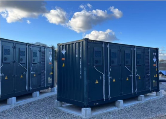 英国 0.96MW/4.6MWh 光储项目