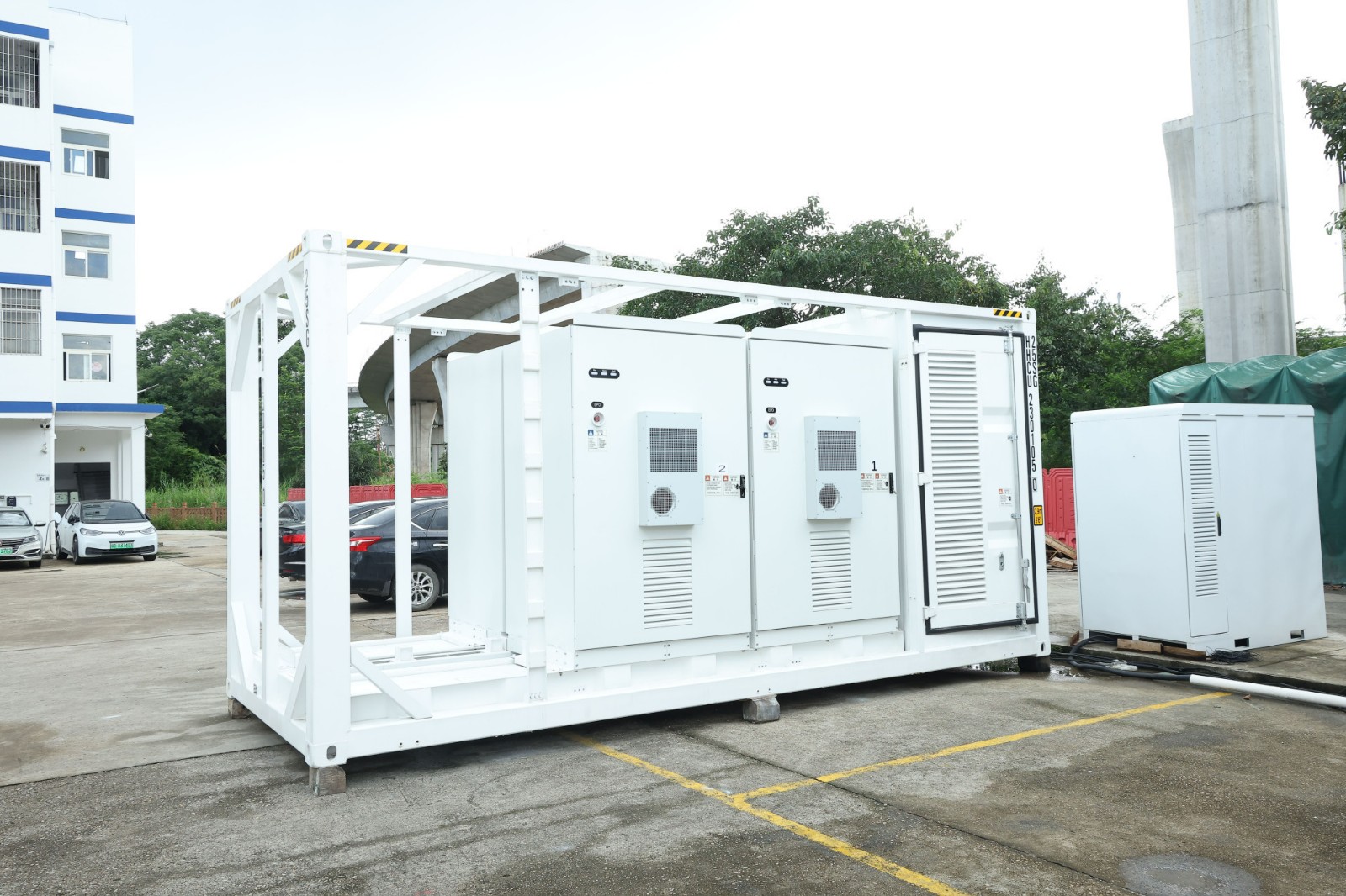 英国120kW680kWh储能系统峰谷套利